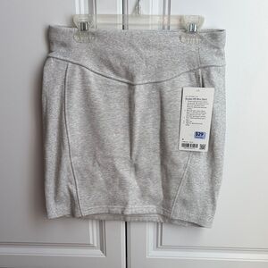 NWT lululemon Scuba High-Rise Mini Skirt — Gray (Discontinued) | Women’s Size S